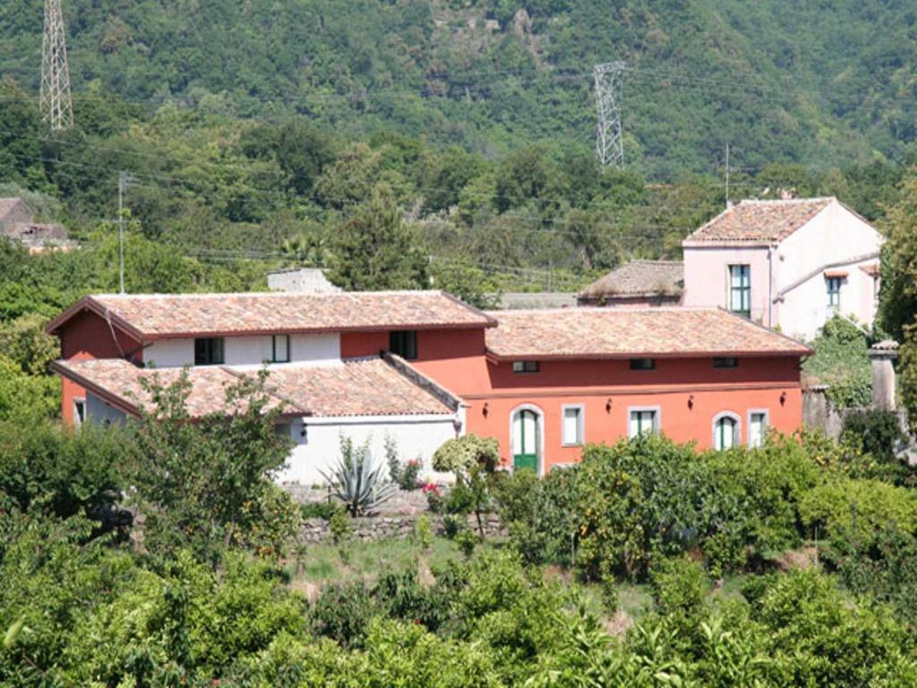 Baglio Delle Rose Bed & Breakfast Giarre Exterior photo